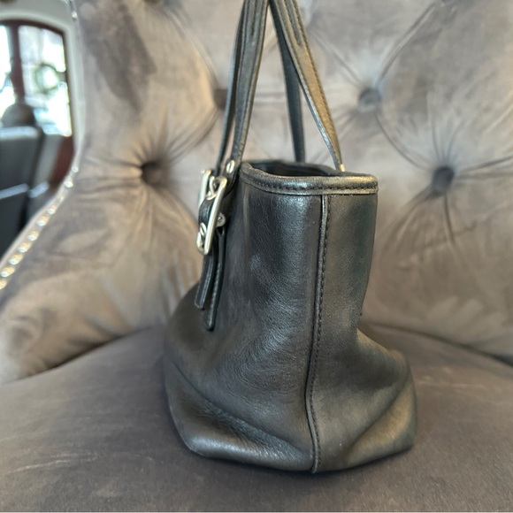 Coach Mini Tote - Picture 14 of 15